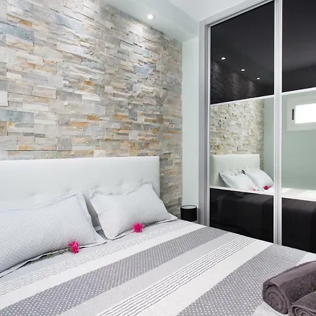 Apartamento Orlando La Laguna 2 *