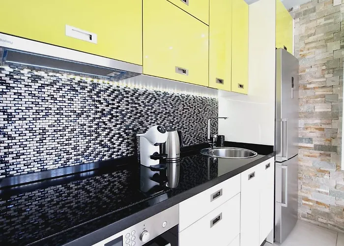 Апартаменти Orlando La Laguna 2 *